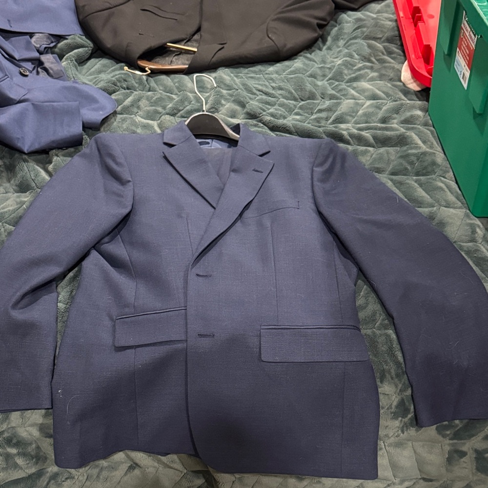 Navy Men's Two-Button Suit Blazer